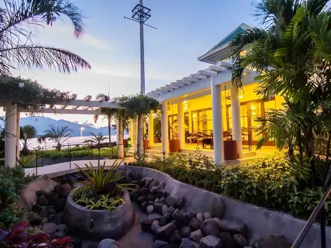 Camayan Beach Resort - Resort in Morong