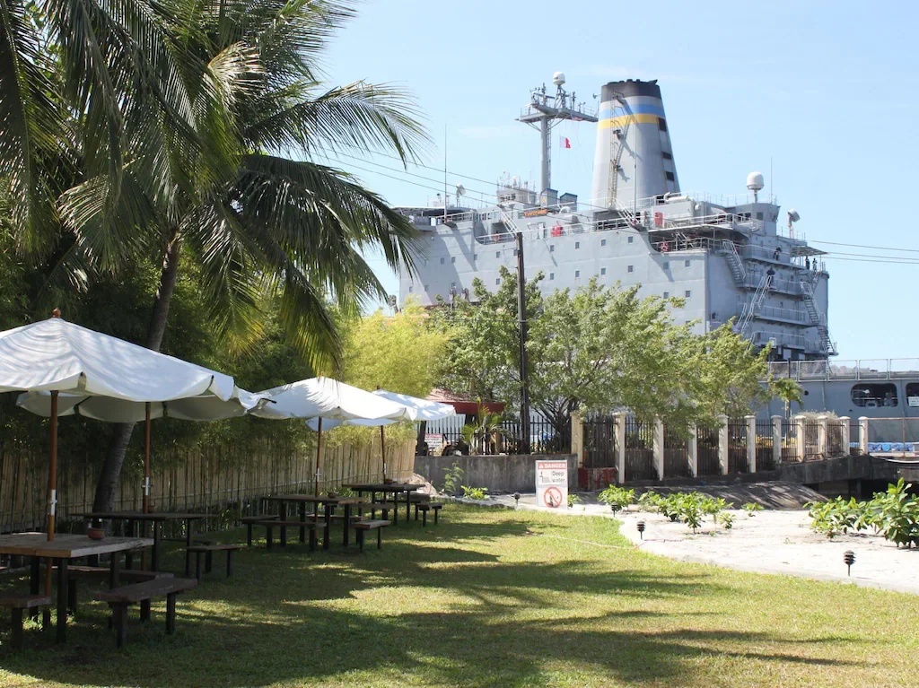 The Reef Hotel and Residences photo 4