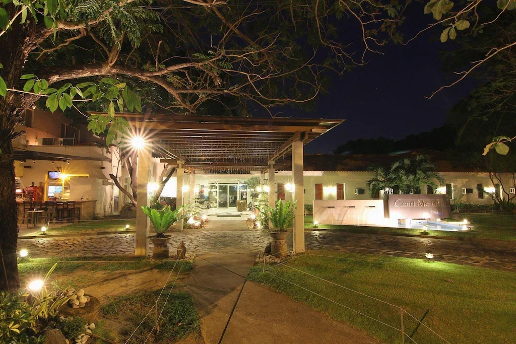 Court Meridian Hotel & Suites photo 3