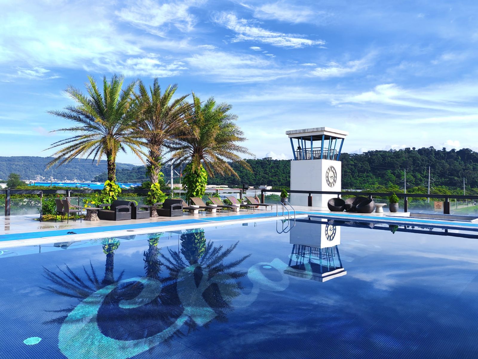 Le Charme Suites Subic Hotel photo 3