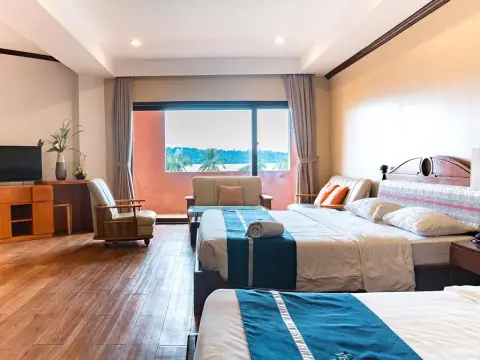 Vista Marina Hotel & Resort photo